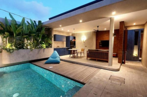 Akhila 5 - 1 BR modern tropical villa at the heart of Seminyak